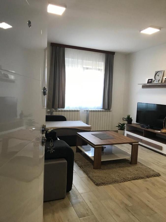 Mm Apartmani Beograd Ngoại thất bức ảnh